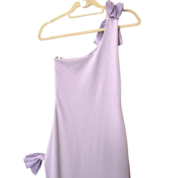 MESHKI Hallie One Shoulder Bow Maxi Dress Lilac Purple X-Small - Picture 3 of 7